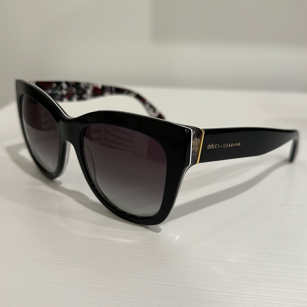 Dolce & Gabbana Black Floral sunglasses